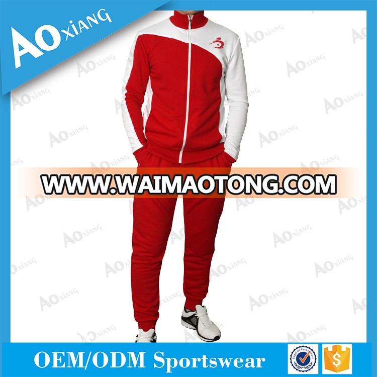 Customized factory latest design hot selling polyester top quality tracksuit